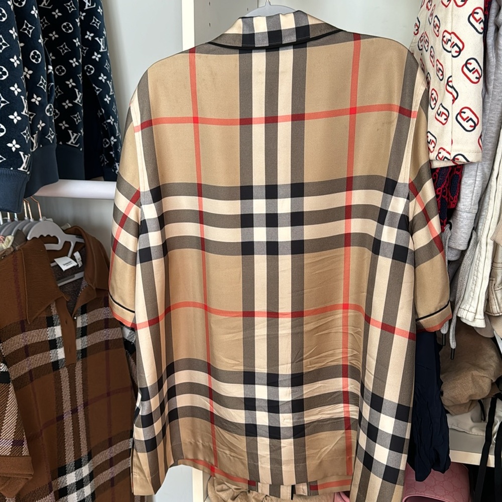 Authentic Burberry Tierney Bowling Pajama Shirt - Picture 2 of 3